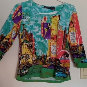 Las Vegas 3/4 sleeve medium shirt casino lucky